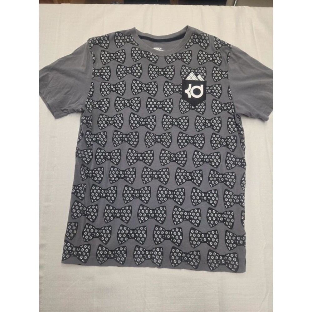 Nike Kevin Durant KD Nerd Bowtie Gray T Shirt Men’s Large NBA
